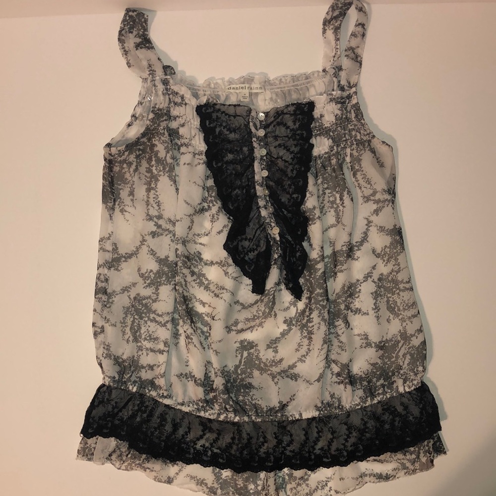 Daniel Rainn print top
